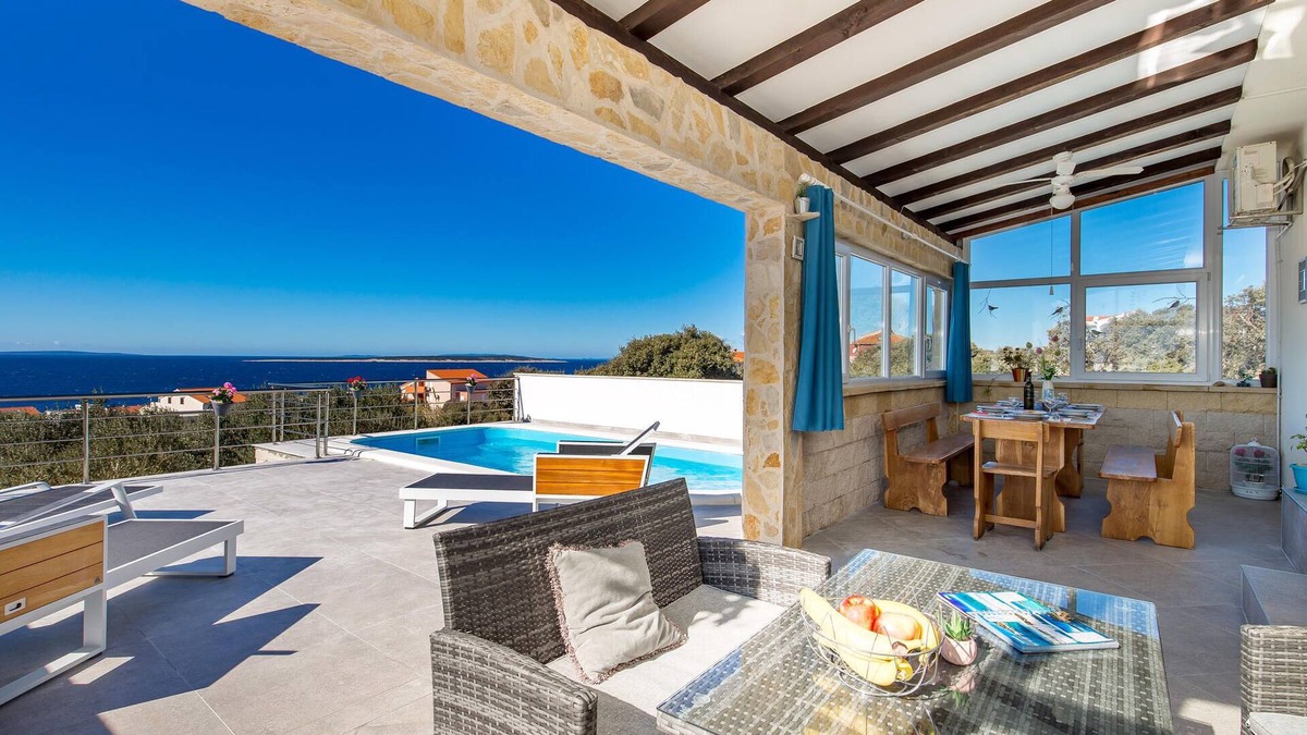 Mandre House | 3 bedroom pet friendly home in Mandre