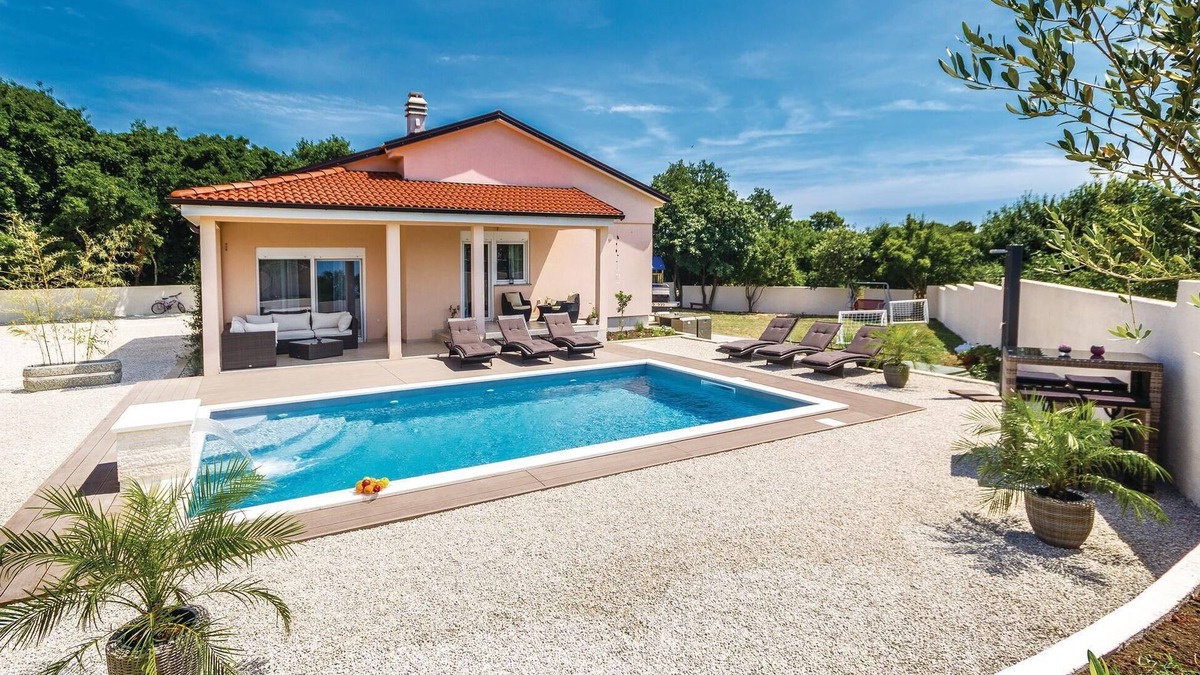 Liznjan House | 3 bedroom pet friendly home in Pula