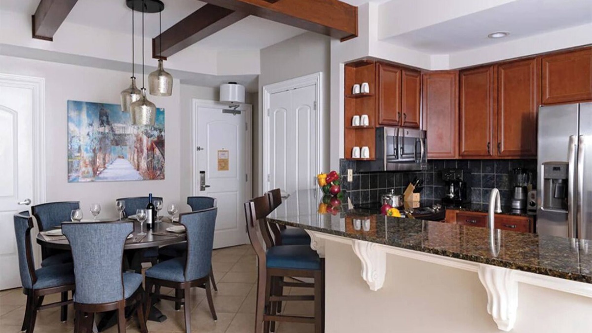 Downtown San Antonio Condo | 3 Bedroom Presidential Condo w/Kitchen, on Riverwalk in San Antonio, La Casada!