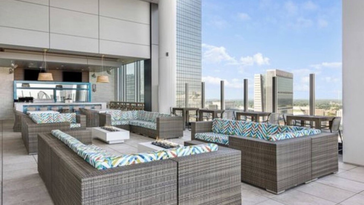 Downtown Atlanta Condo | 3 Bedroom Presidential Condo in Centennital Park, Margaritaville, Atlanta!