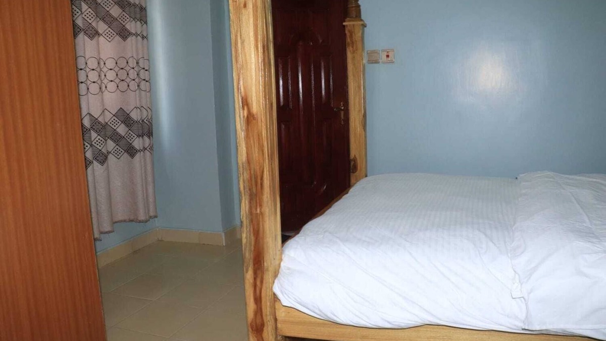 Meru House | 3 bedroom private vacation home in meru