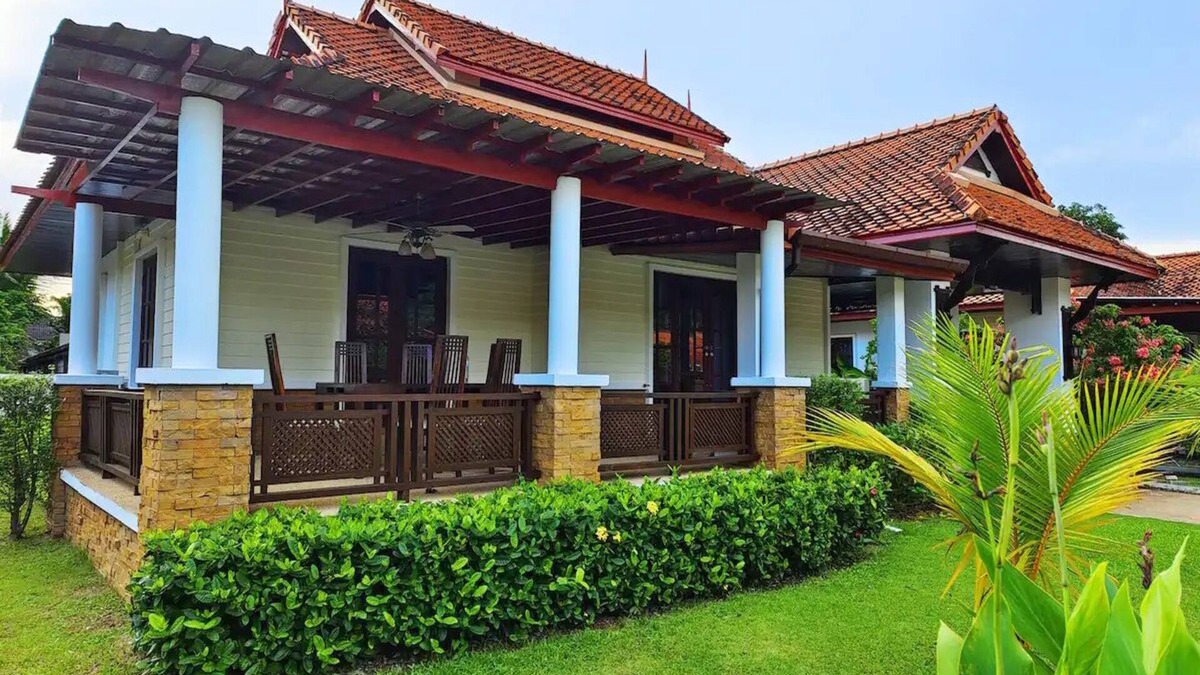 Kamala Villa | 3-bedroom secure villa near the beach with swimming pool & fitness room