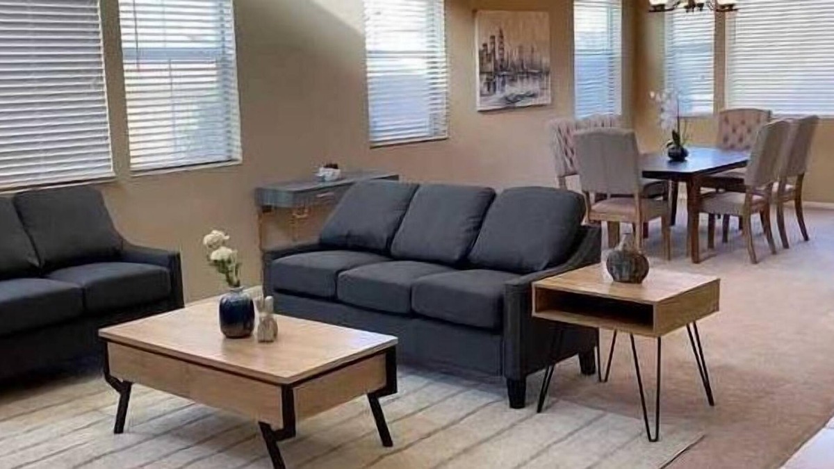 North Natomas Apartment | 3 Bedroom Single family L-573190 by Houzlet