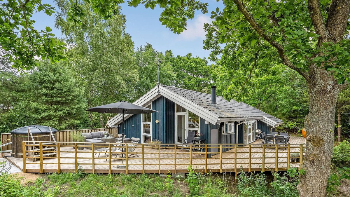 Fjellerup Strand House | 3 bedroom stunning home in Glesborg