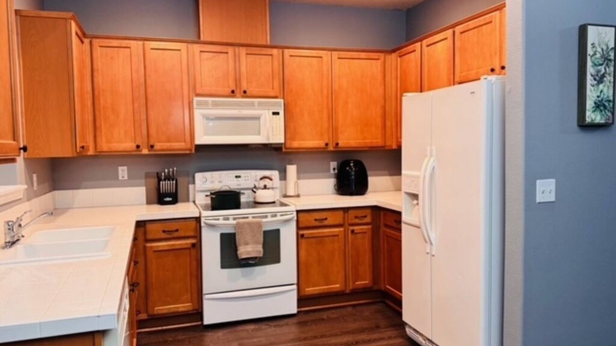 Bull Mountain House | 3-bedroom townhome in delightful Beaverton with WiFi, AC