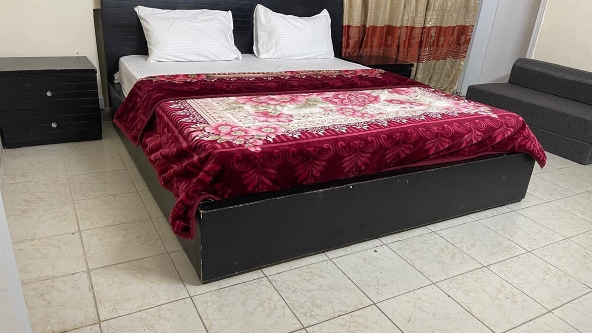 Islamabad House | 3-bedroom upper portion of one kanal house in Islamabad with AC, WiFi.