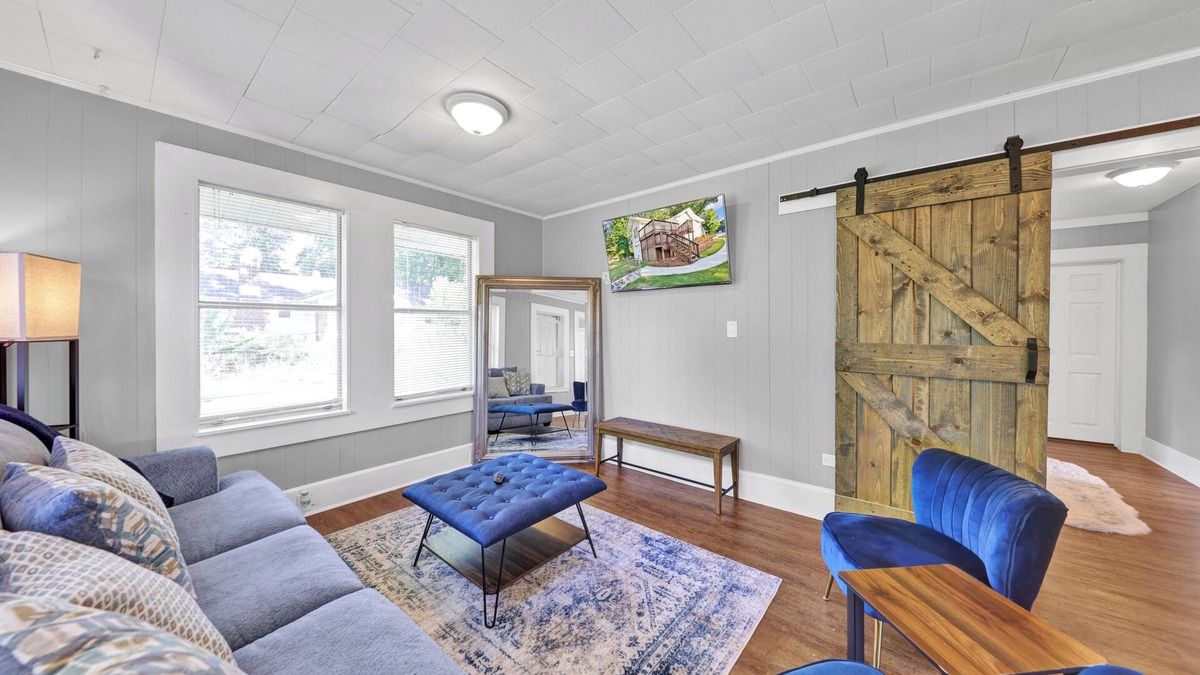 Crestline Heights House | 3-bedroom vacation home 12 mins from University of Alabama-Birmingham &Hospital