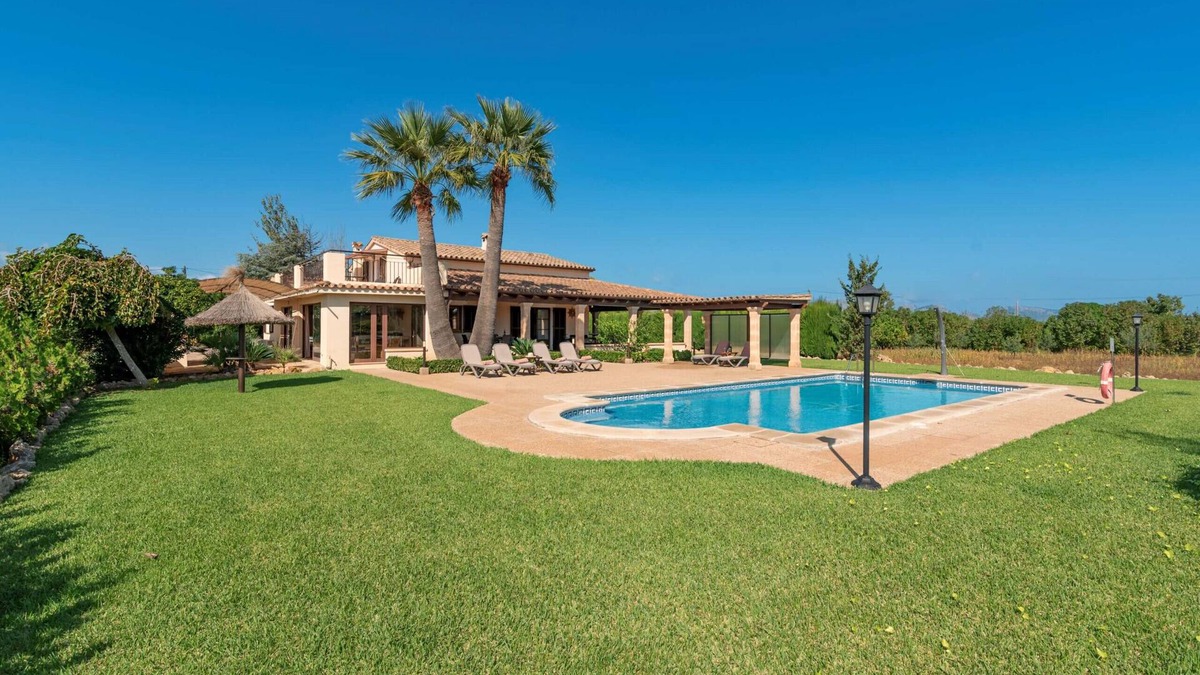 Puerto de Pollensa Villa | 3 bedroom villa, with private pool and BBQ, Pollensa