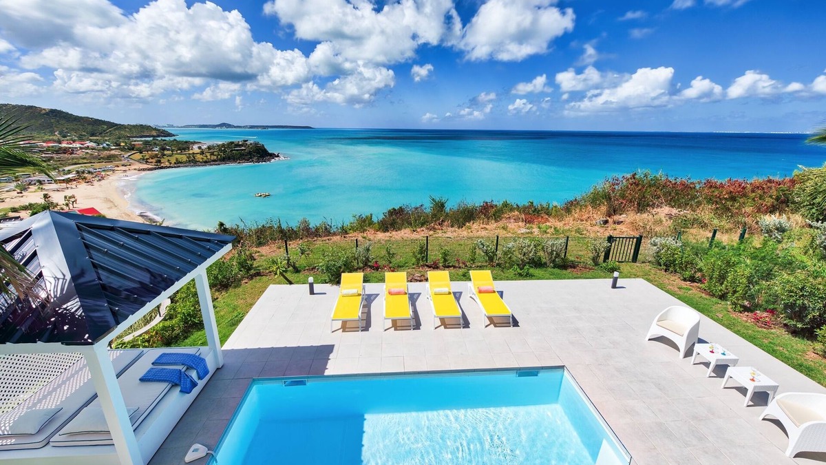 Grand Case Villa | 3 bedroom villa with gorgeous view over Happy Bay (Blue Sailing)