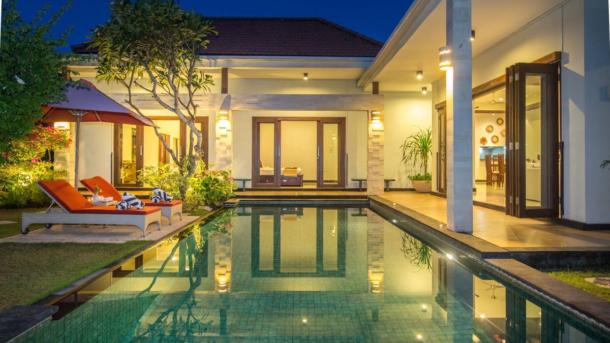 Sunset Road Villa | 3 Bedroom Villa With Private Pool and 24Hour Butler - Private Area + Parking