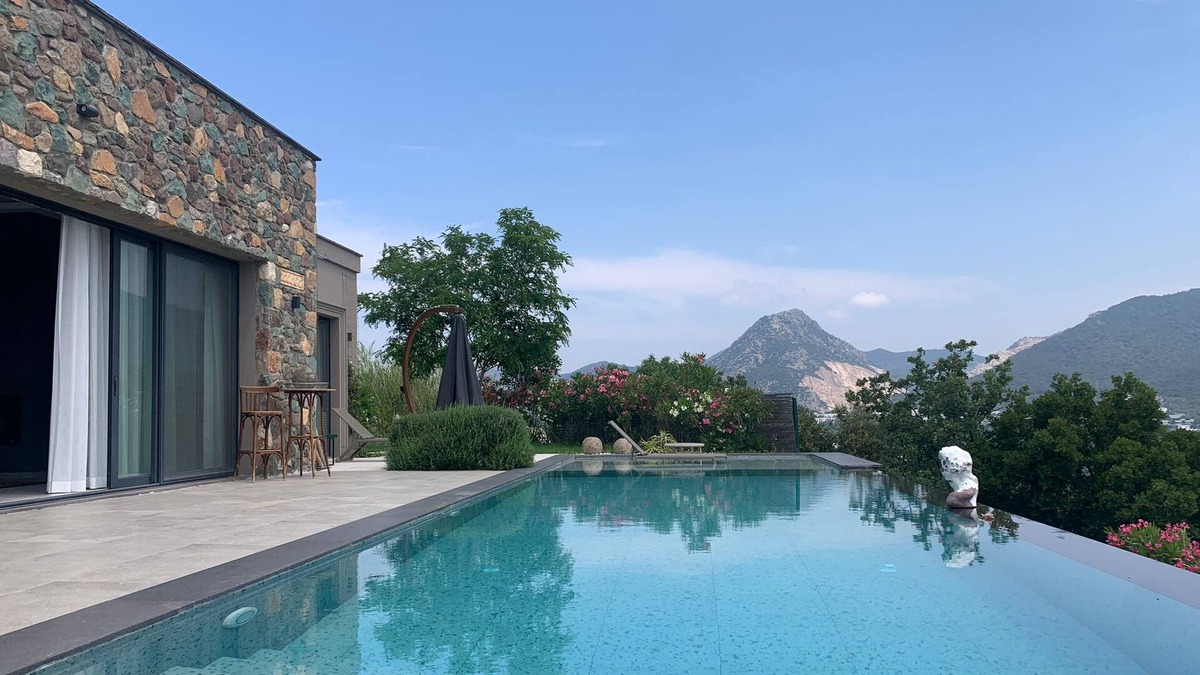 Dagbelen Villa | 3 Bedroom Villa with Private Pool Located in Ortakent Close to all Areas