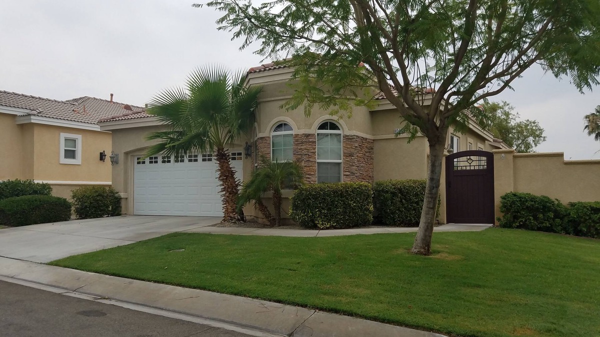 Indio House | 3 Bedroom w/Pool & Hot Tub in Indian Palms - Vacation/Coachella/Stagecoach