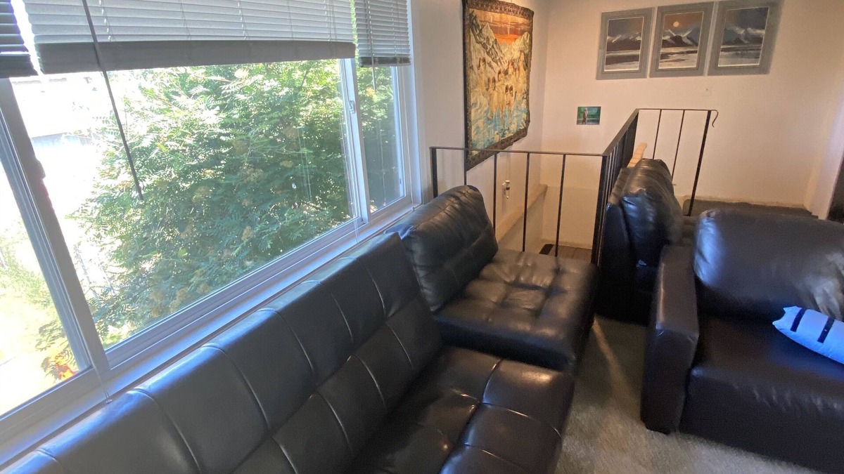 Russian Jack Park House | 3 Bedrooms, 2 Bath, deck and BBQ, fenced in yard