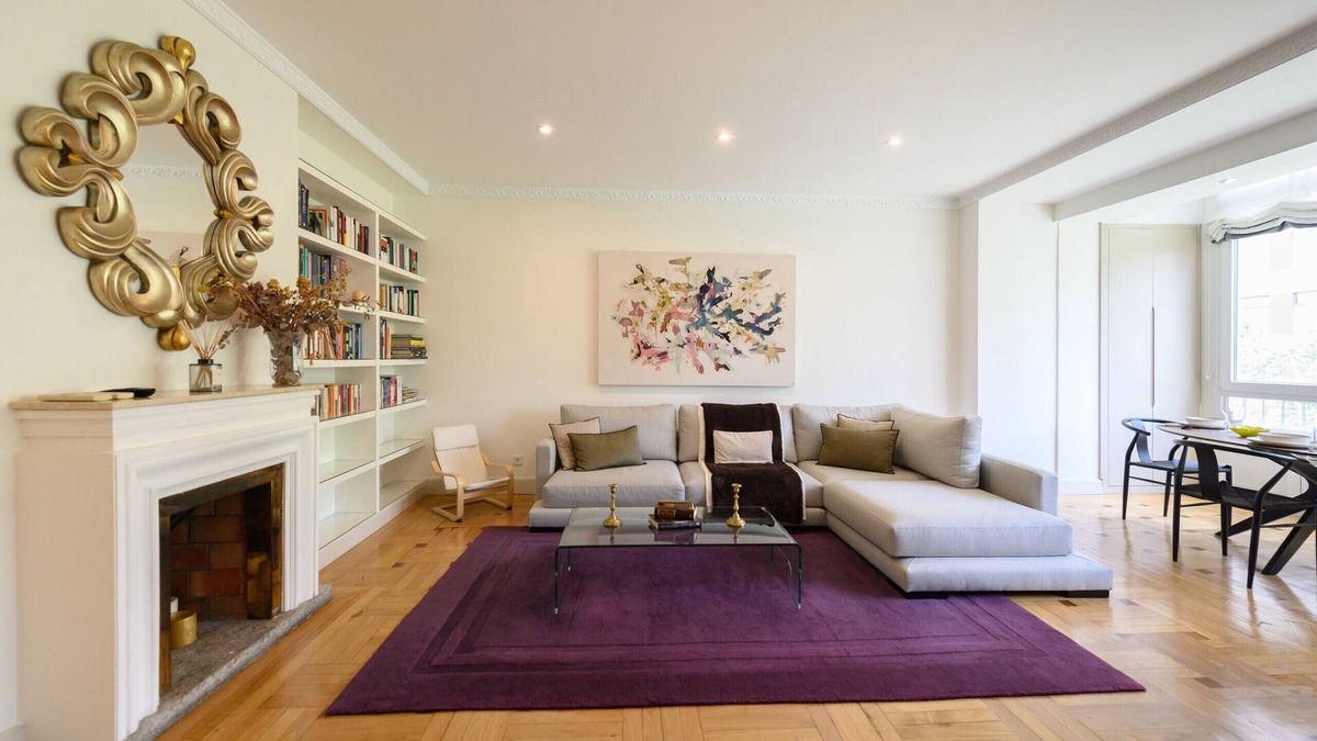 Cuatro Caminos Apartment | 3 Bedrooms + 2 Bathrooms and studio with breakfast kitchen in the heart of Madrid