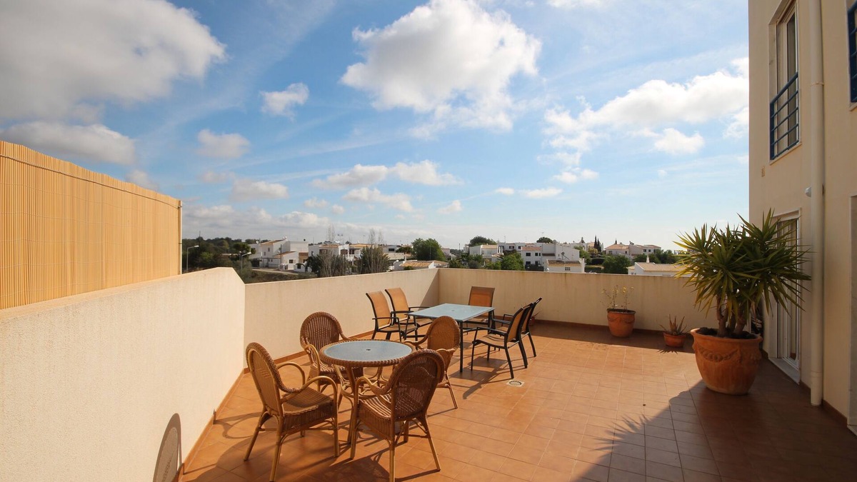 Tavira Apartment | 3 bedrooms, 50 m2 private terrace, air conditioned all rooms, renovated 2022