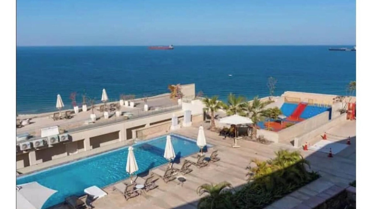 Ataqah Ski Chalet | 3 Bedrooms full sea view