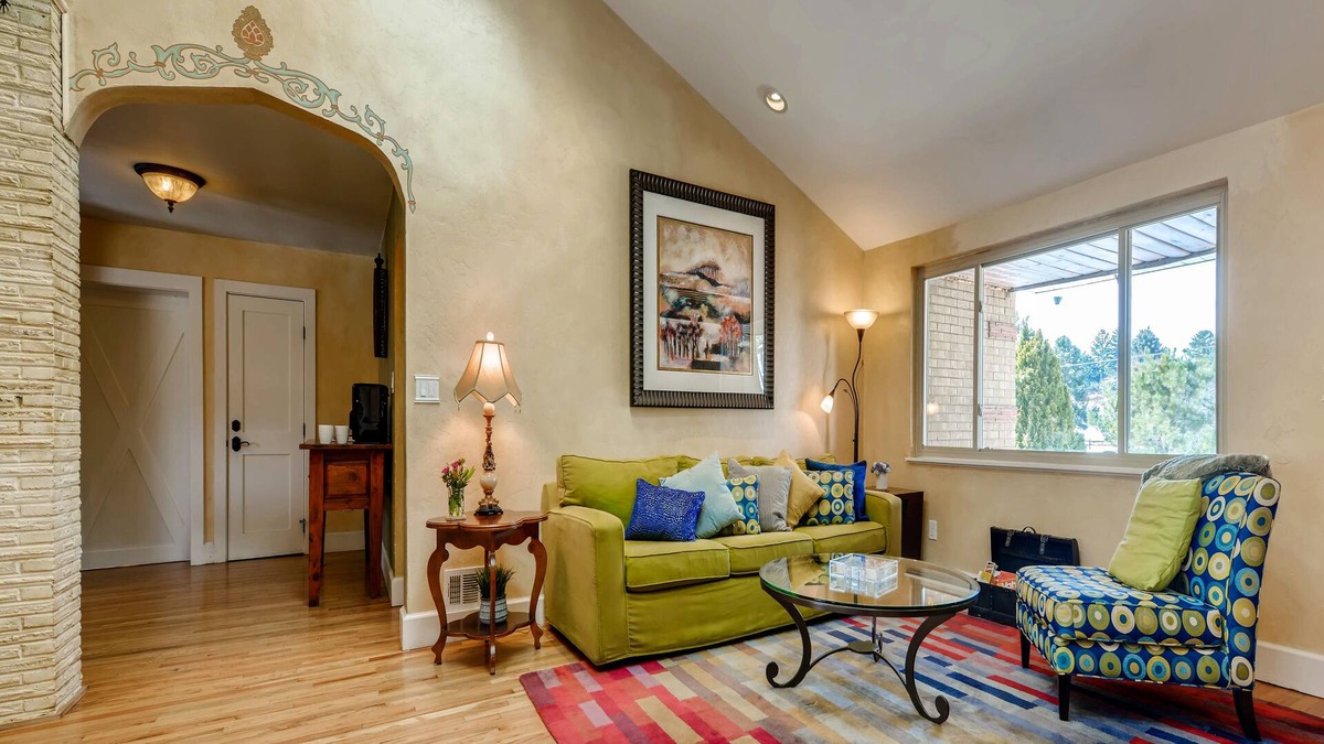 Morse Park House | 3 Bedrooms - Gourmet Kitchen - Open Floorplan - Near Red Rocks & Near Downtown