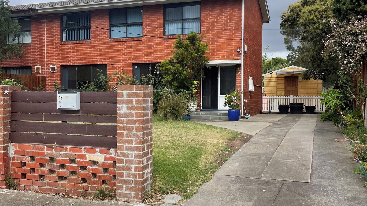 Laverton House | 3 bedrooms Home in Laverton 19 Minutes to Melbourne CBD Center