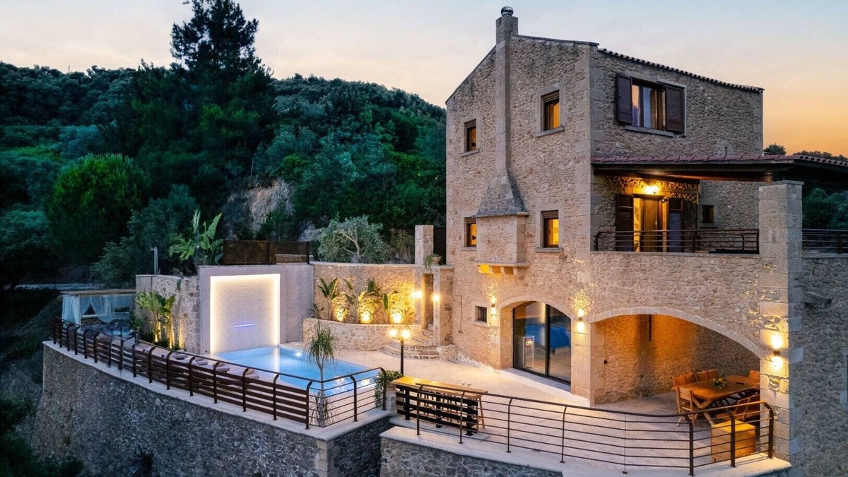 Manoliopoulo Villa | 3 Bedrooms Villa In Manoliopoulo