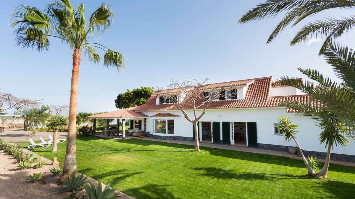 Palm-Mar Cottage | 3 Bedrooms, WiFi, pool and private garden.