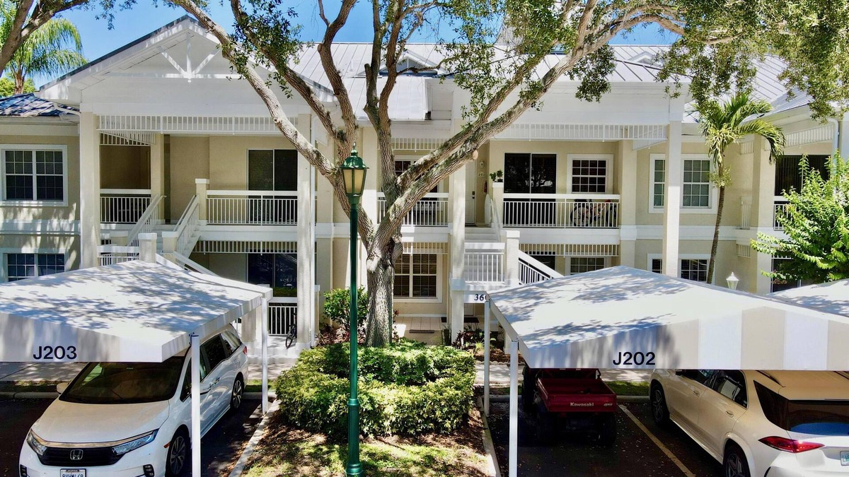 Bayshore Gardens Apartment | 3-beds/2 baths luxury VILLA in gated Bollettieri Resort Villas at IMG Academy