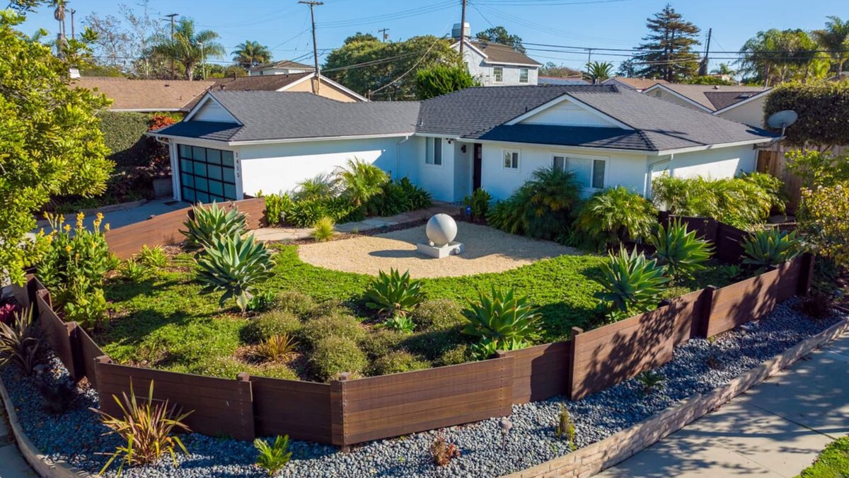 West Mesa House | 3 blocks from the Ocean