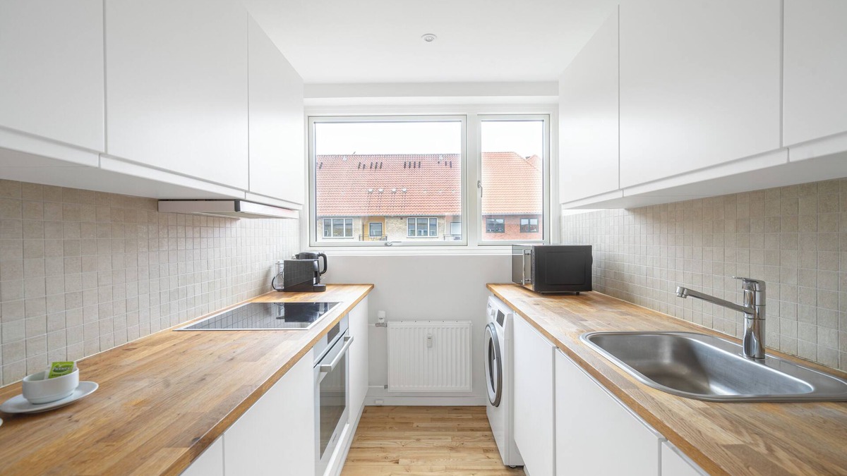 Frederiksberg Apartment | 3-BR apartment w/a balcony in Frederiksberg - 203