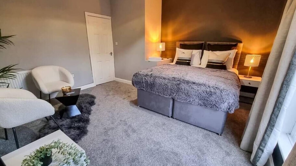 Manchester House | 3 BR Home Close to MCR City Centre
