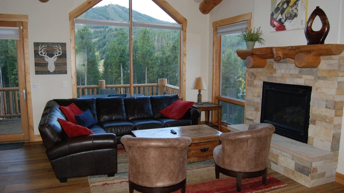 Winter Park House | 3 BR with Private Hot Tub and views of the slopes in prestigious Lakota!