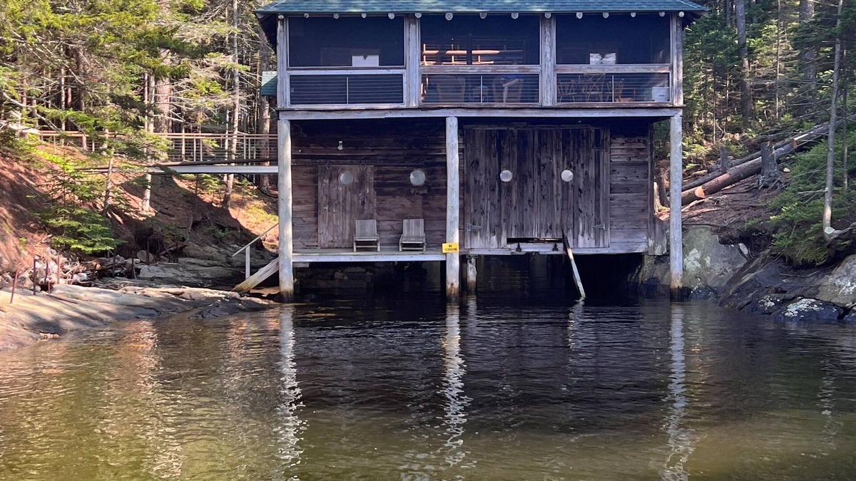 West Point Cottage | 3 charming cottages sleeping 14 on an ocean cove, 21-acre forest property