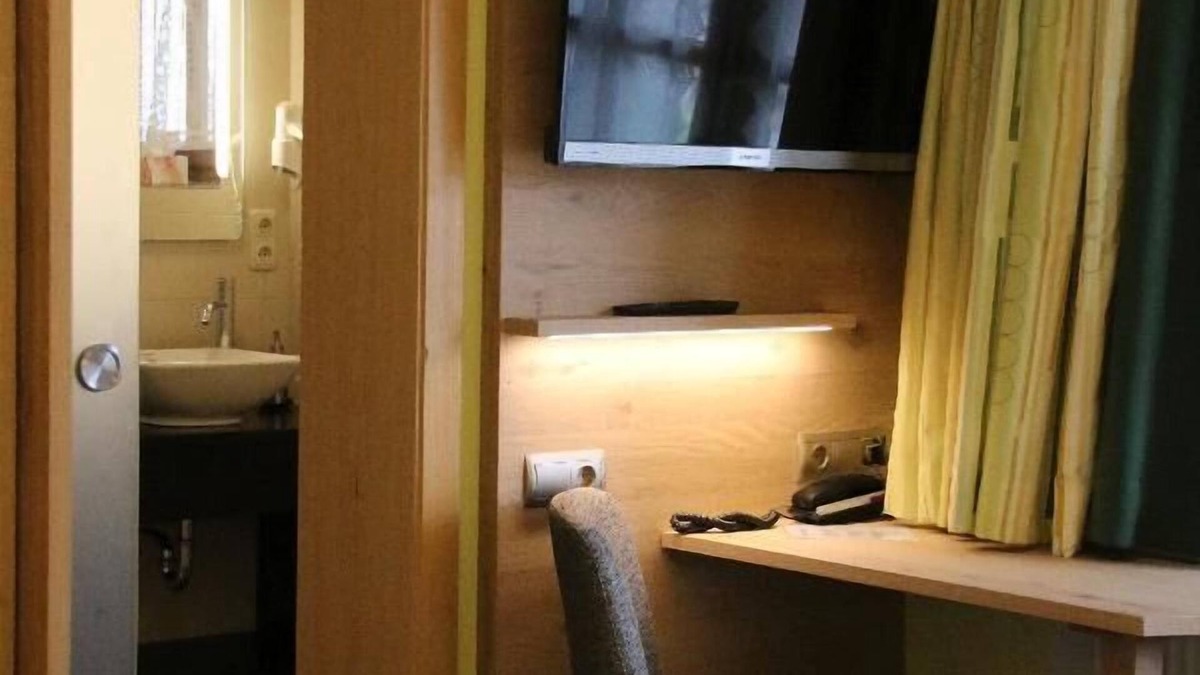 Silberberg Apartment | 3* Doppelzimmer mit Sonnenterasse