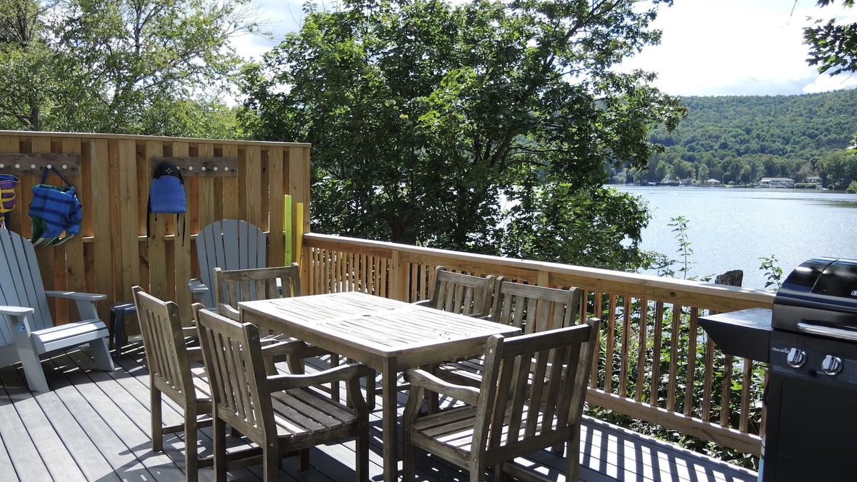 Maryland House | 3 Ducks on a Lake - New Renovation on Goodyear Lake