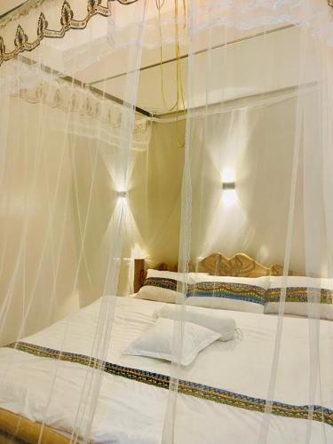 Masaka House | 3 Enjovu Cottage - Benanda Forest Resort