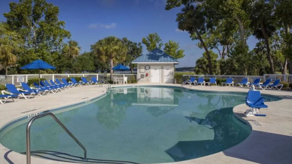 Palmetto Dunes Hotel | 3 Family-Friendly Suites Offering Gorgeous Water Views and a Peaceful Setting
