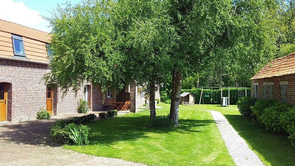 Pihem Cottage | 3* gîte "le petit bois 6 people, near Saint-Omer