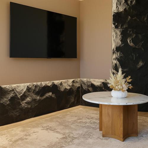 East Allegheny Apartment | 3 KING Beds Free parking Central Place