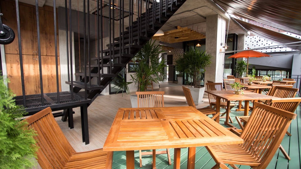 Saen Suk Hotel | 3 Kwan Village