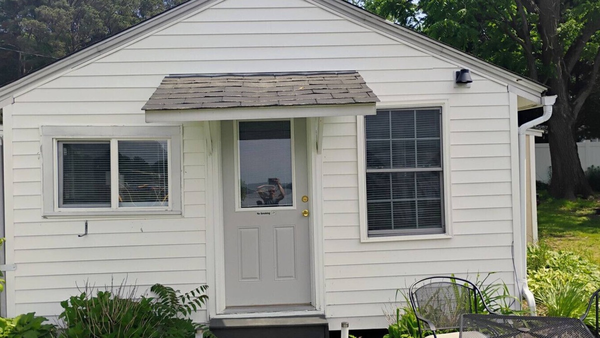 St. Michaels Cottage | #3 Mallard Cottage (located 3rd down drive)