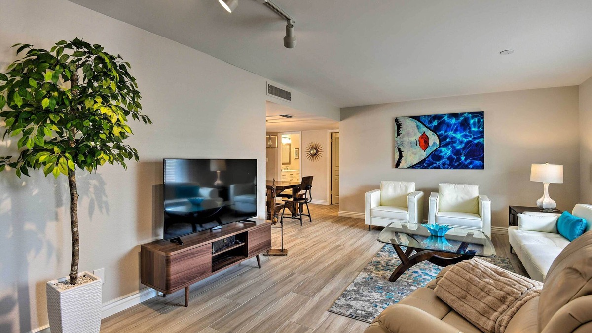 Tempe House | 3 Mi to ASU: Tempe Getaway w/Heated Pool
