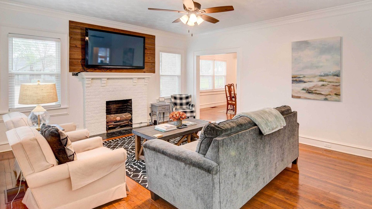 Austin Ave. House | 3 Mi to Baylor: Waco Vacation Rental