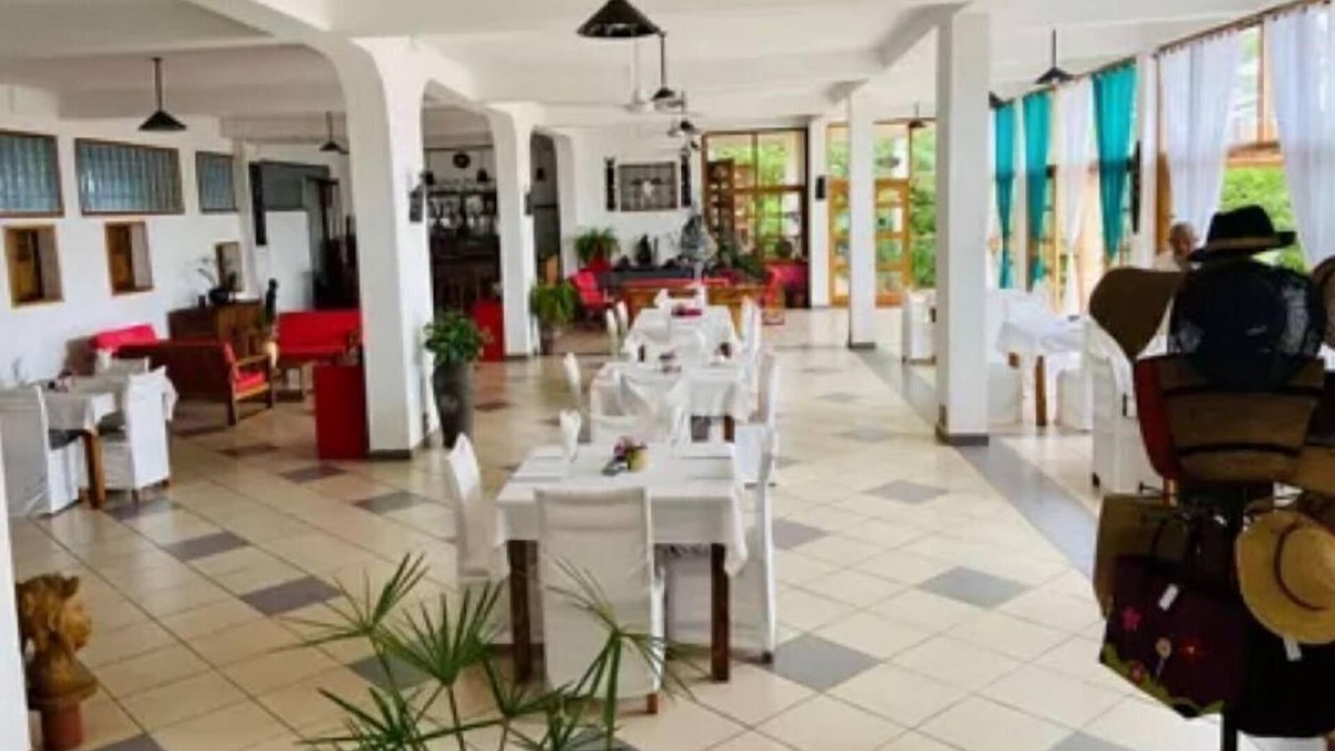 Ambohibao House | 3 minutes from the Airport - 3 BR/1 Bathroom