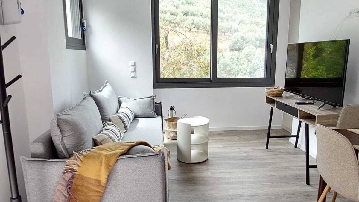 Kitries Apartment | 3 minutes to the beach, apartment with sea view, Kitries, Kalamata, Lagoudis