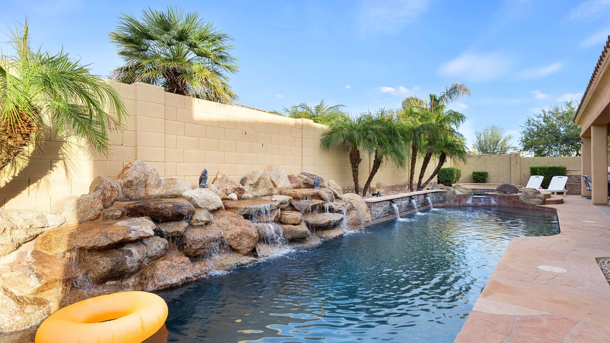 Palm Valley House | 3 Palms Oasis Exclusive Spacious Retreat With Private Pool & Spa