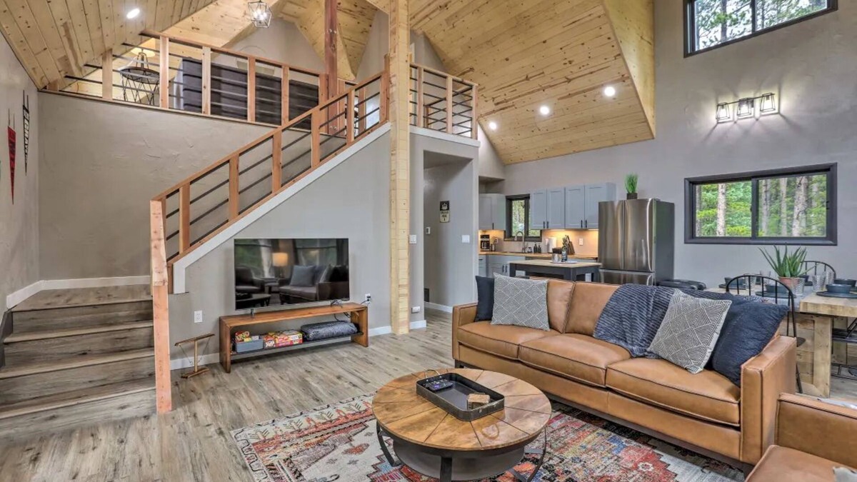 Saint Mary's Cabin | 3 Peaks Cabin -Newly Updated! St. Mary's Cabin with Mountain Views, Lake Access!