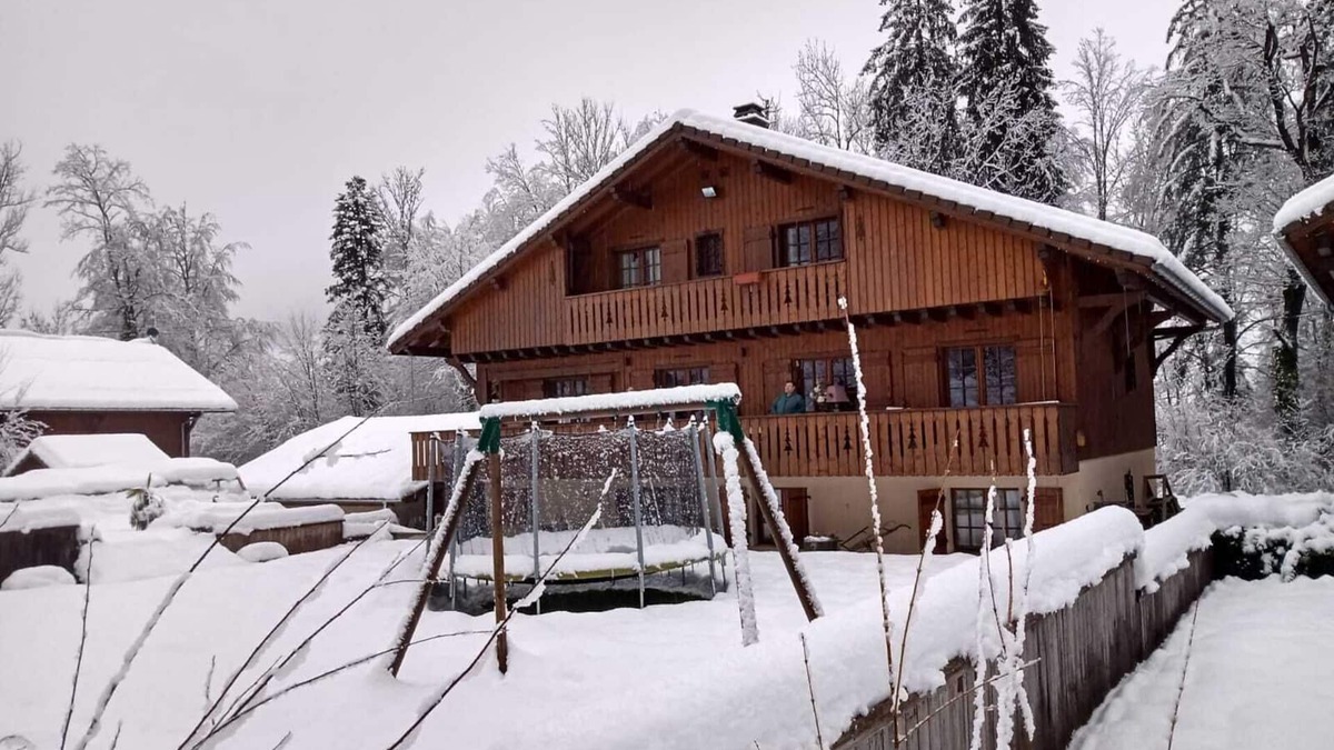 Morillon Bed & Breakfast | 3 person room and gesture meal