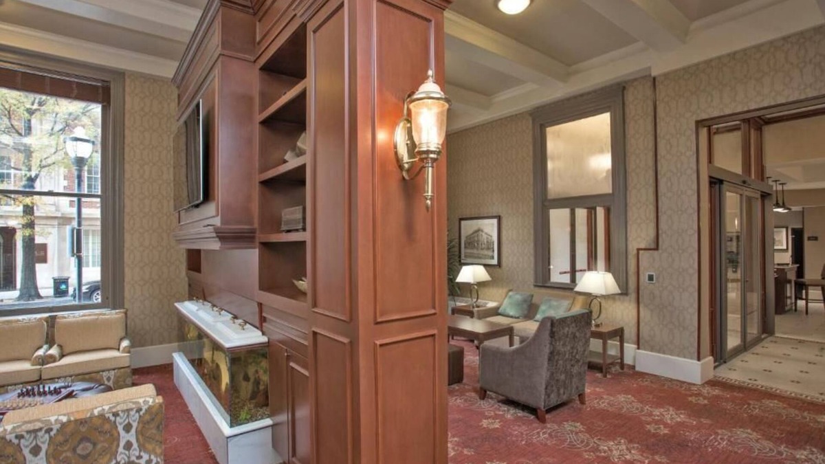 Downtown Baltimore Hotel | 3 Pet-Friendly Suites at Historic Location Near Power Plant Live!