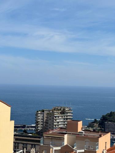 Beausoleil Apartment | 3 pièces avec vue mer à 5 min de la gare et 10 min du centre