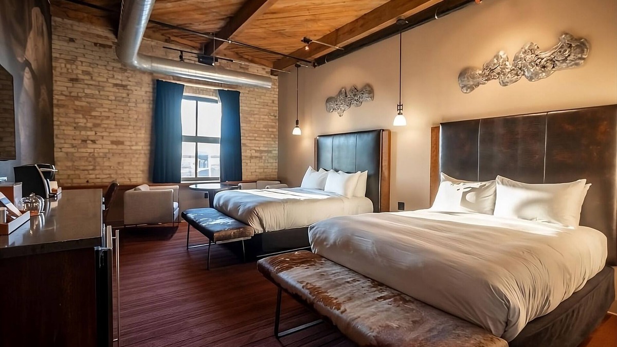 Milwaukee Hotel | 3 Premium Loft 2 Queen Beds at The Iron Horse Hotel, Pet-friendly Property!