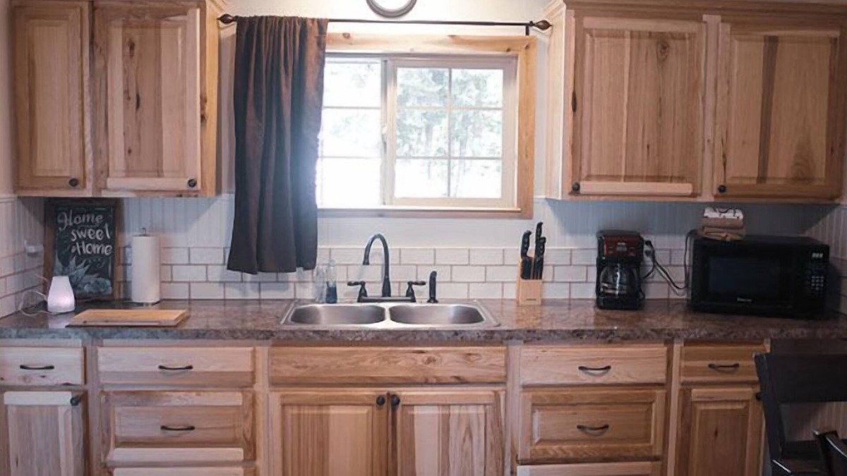 Forks Hotel | 3 Rivers Resort and Guide Service