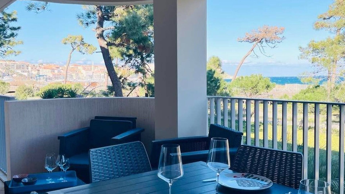 Calvi Apartment | 3-room apartment, 2 beds, beach, parking, AC, WiFi